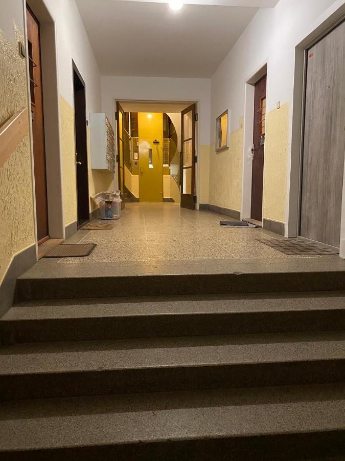 Apartamento Sunny House One Bratislava Exterior foto